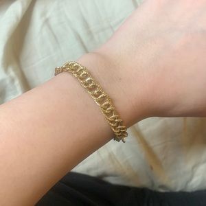 Brand new never work gold sparkly chain bracelet